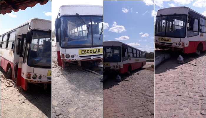 Ônibus escolar que invadiu calçada da padaria em Lagoa do Piauí